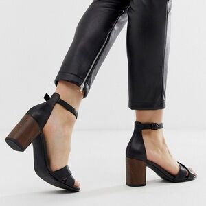 Vagabond black leather crossover Carol wood platform heel sandals - 38 (US 8)